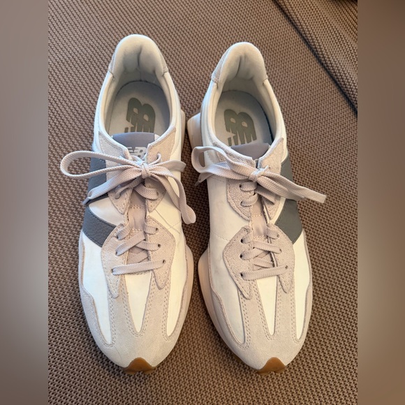 New Balance 327 NEW - Picture 2 of 4